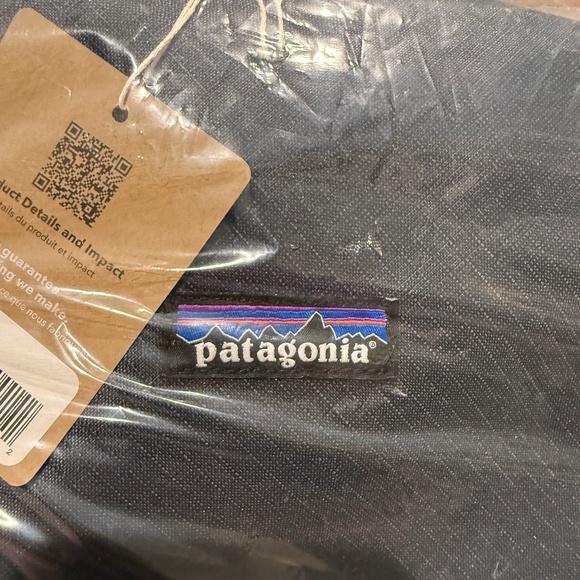 New Patagonia packing cube - Picture 1 of 7